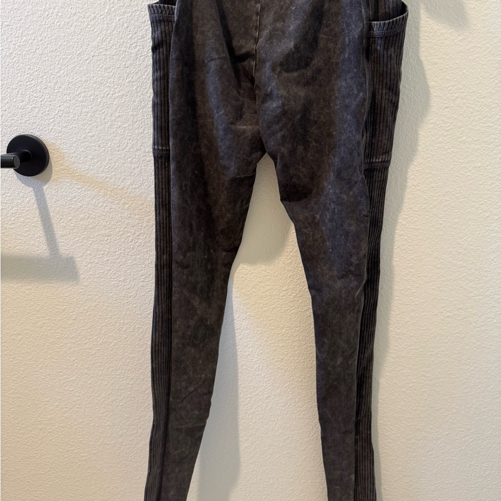 Aerie Offline High Waisted OG Leggings Acid Wash